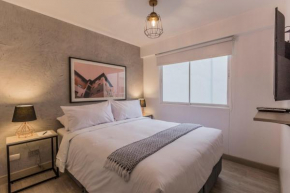 Artistic 2BR in Luxury Building
